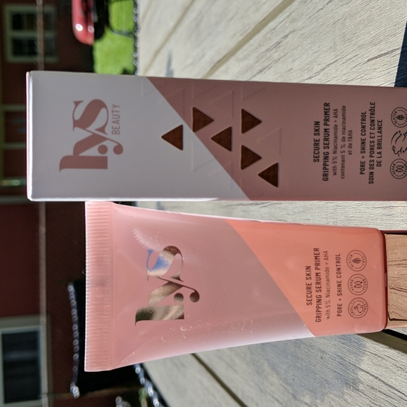 Lys Beauty Other - Lys Beauty Secure Skin Gripping Serum Primer